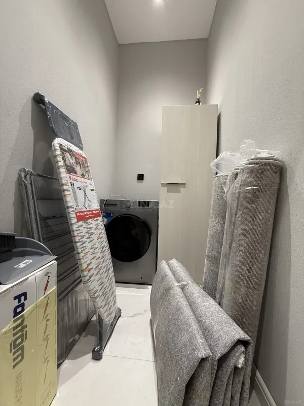 Kirayə verilir 2 otaqlı mənzil 90 m²