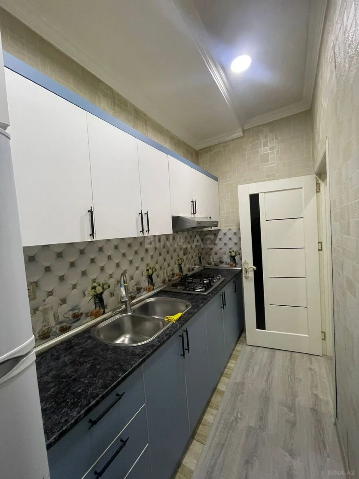 Satılır 2 otaqlı mənzil 62 m²