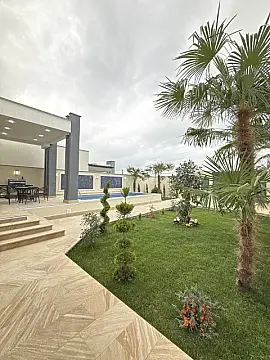 Satılır 4 otaqlı həyət evi 160 m²