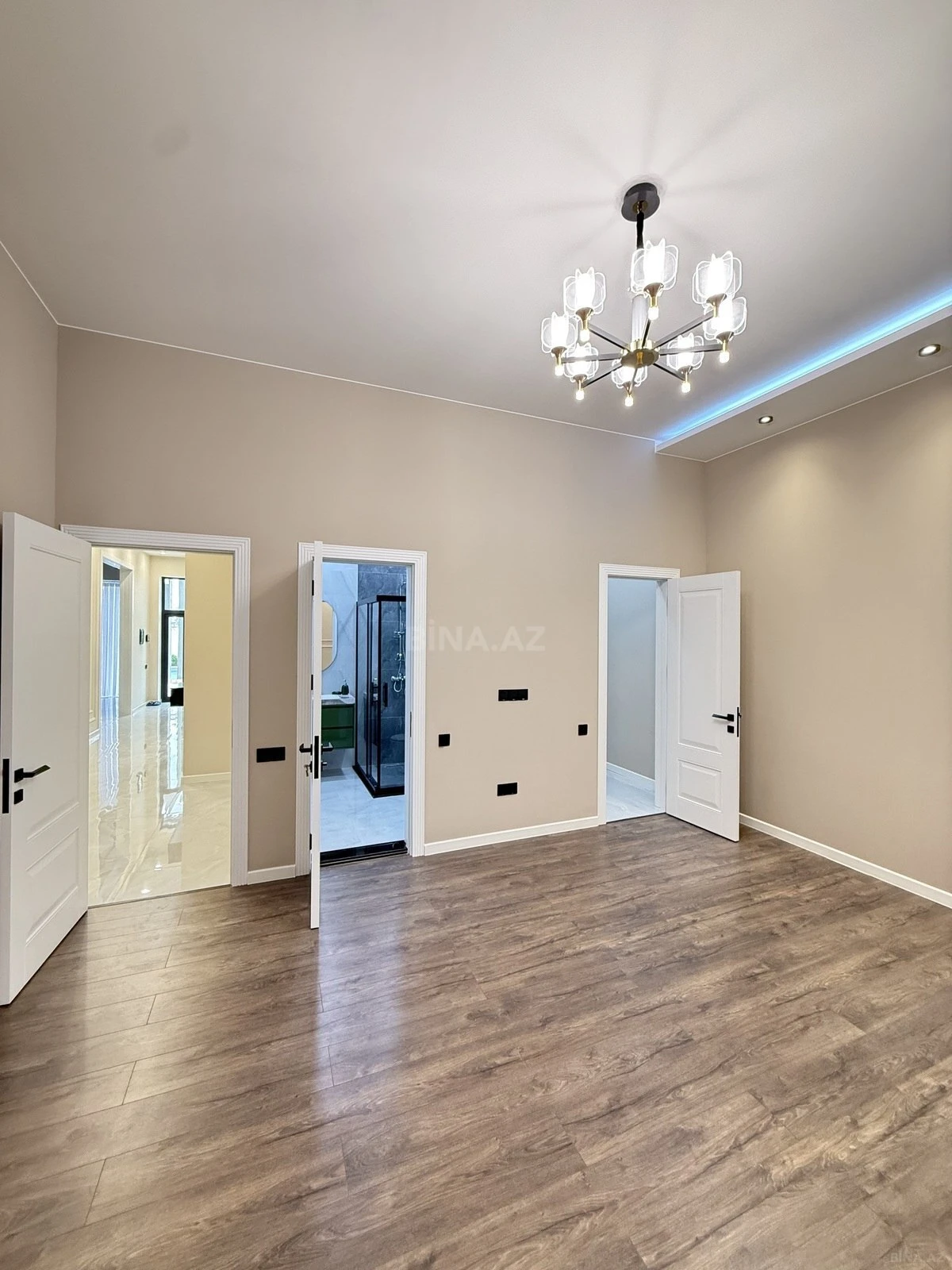 Satılır 4 otaqlı həyət evi 160 m²