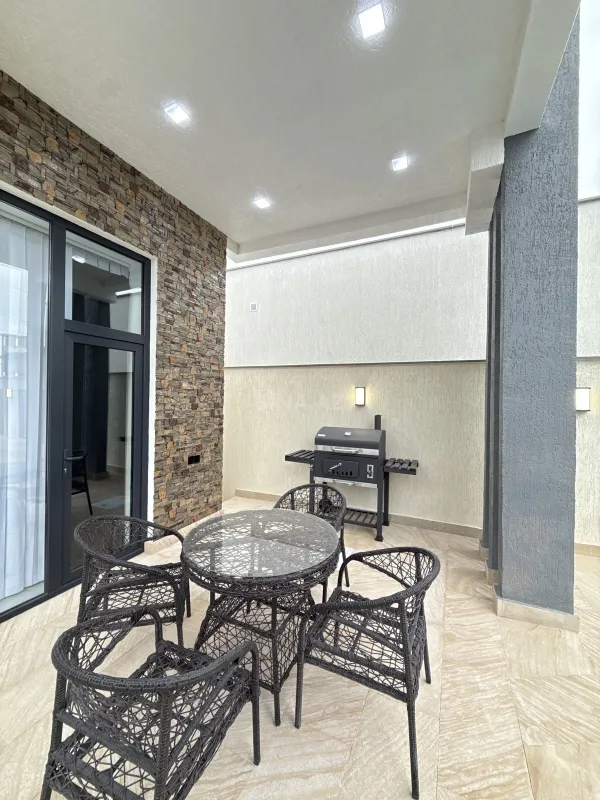 Satılır 4 otaqlı həyət evi 160 m²