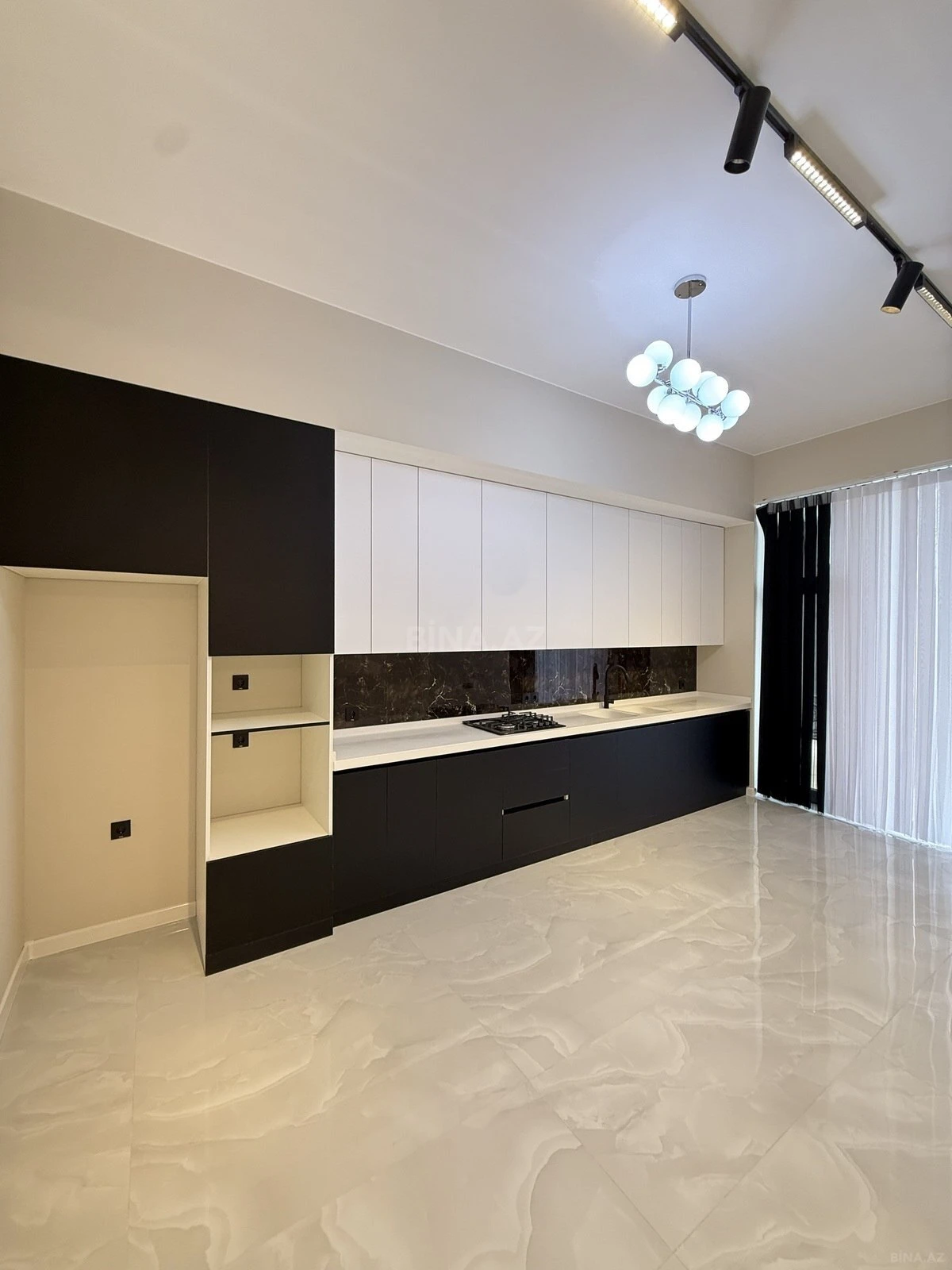 Satılır 4 otaqlı həyət evi 160 m²