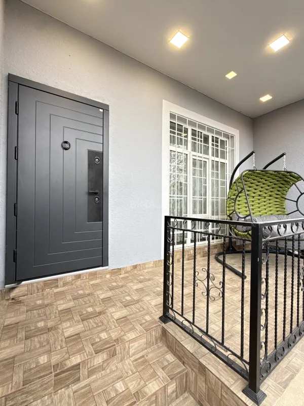 Satılır 4 otaqlı həyət evi 130 m²