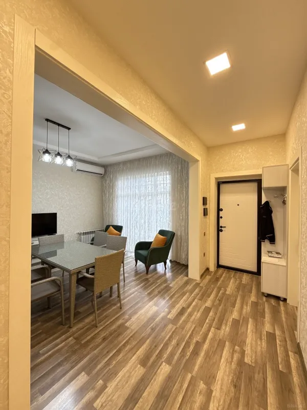 Satılır 4 otaqlı həyət evi 130 m²