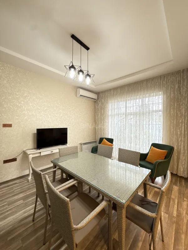 Satılır 4 otaqlı həyət evi 130 m²