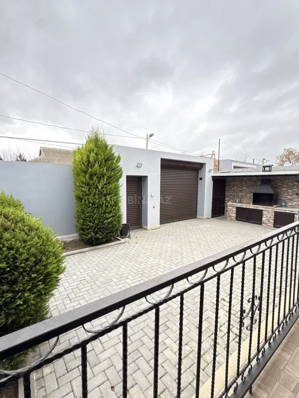 Satılır 4 otaqlı həyət evi 130 m²