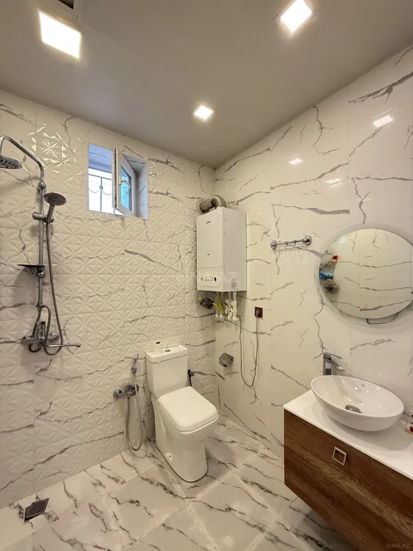 Satılır 4 otaqlı həyət evi 130 m²