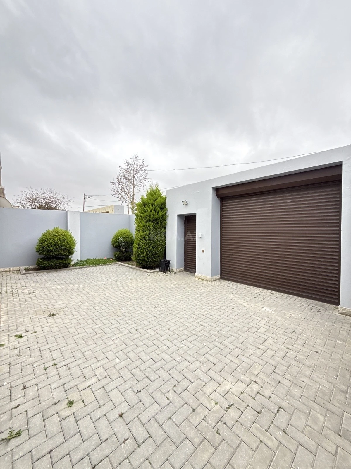 Satılır 4 otaqlı həyət evi 130 m²