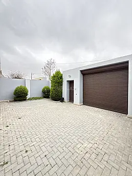 Satılır 4 otaqlı həyət evi 130 m²