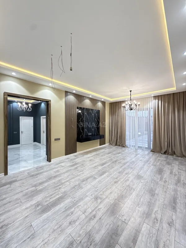 Satılır 4 otaqlı həyət evi 160 m²
