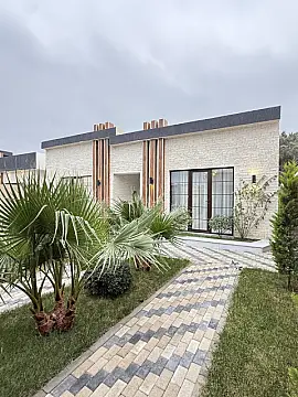 Satılır 4 otaqlı həyət evi 160 m²