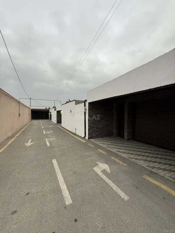 Satılır 4 otaqlı həyət evi 160 m²
