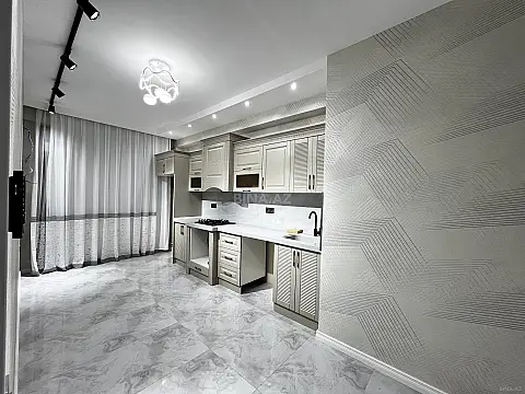 Satılır 2 otaqlı mənzil 92 m² — Bakı, Qaraçuxur 2 otaq 92.00 m²