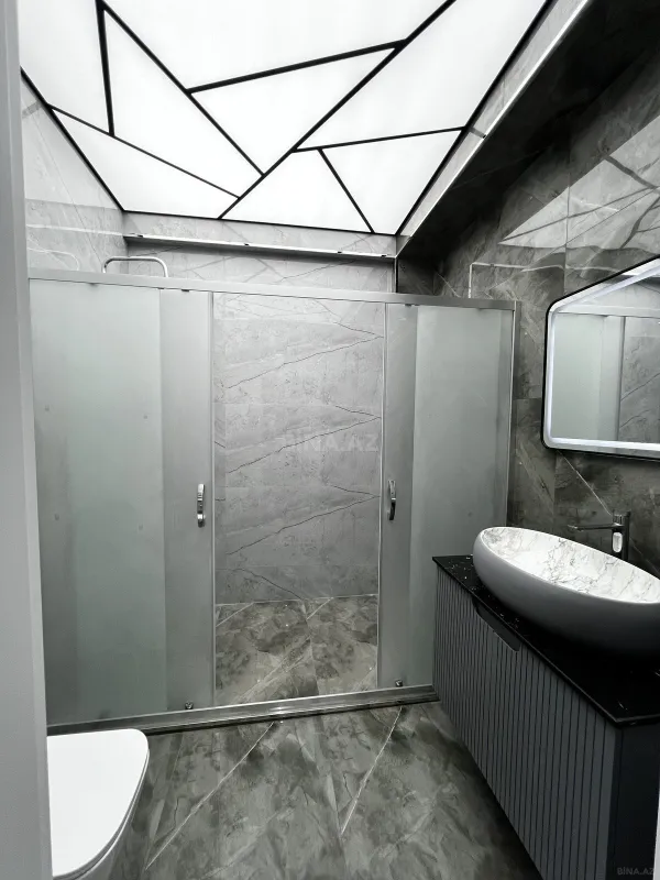 Satılır 2 otaqlı mənzil 92 m²