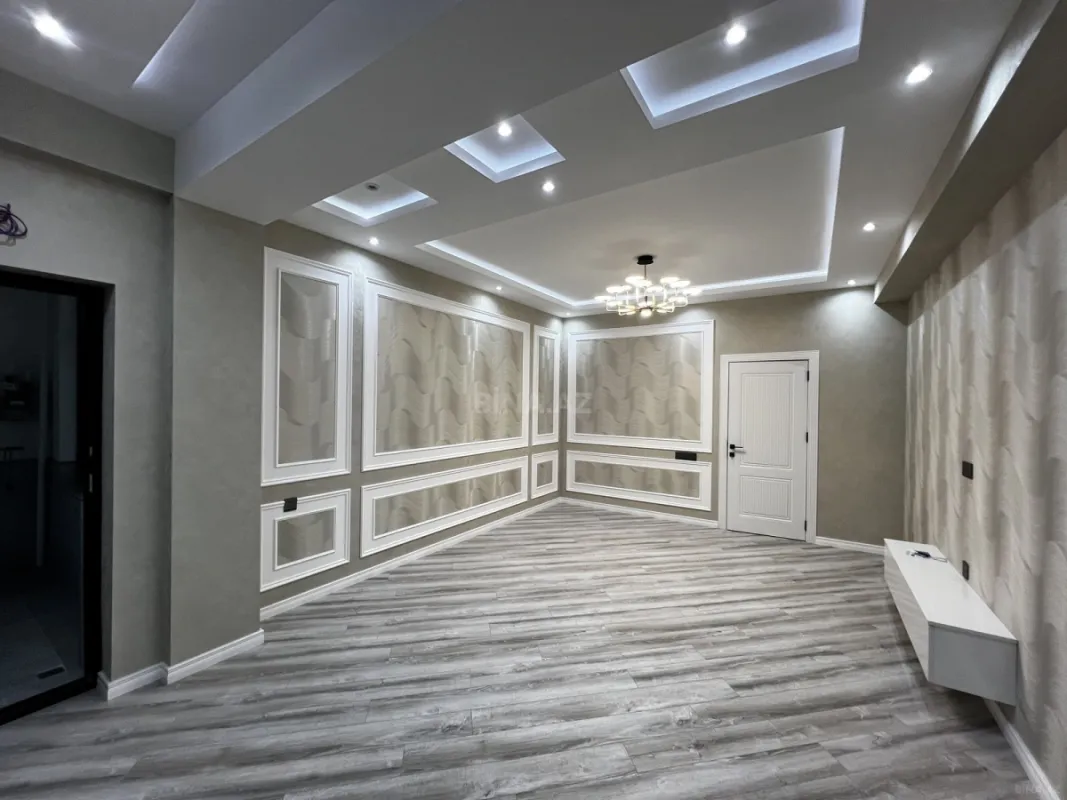 Satılır 2 otaqlı mənzil 92 m²