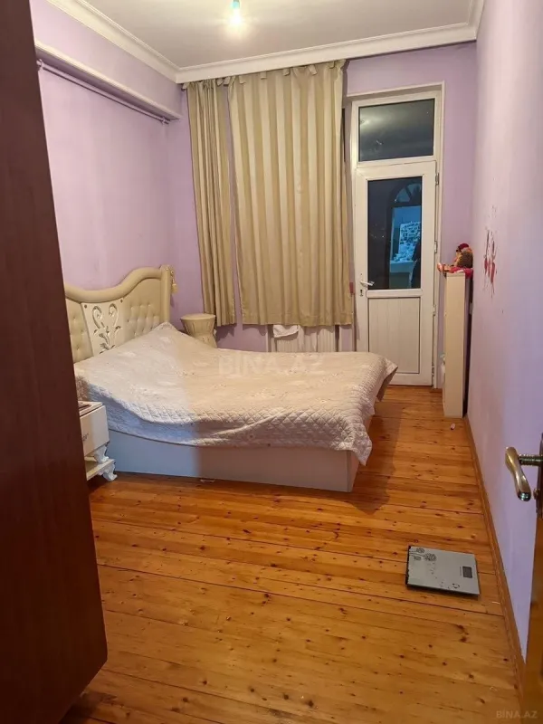 Satılır 2 otaqlı mənzil 66 m²