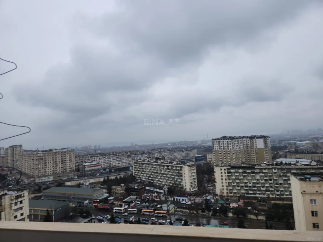 Satılır 3 otaqlı mənzil 125 m²
