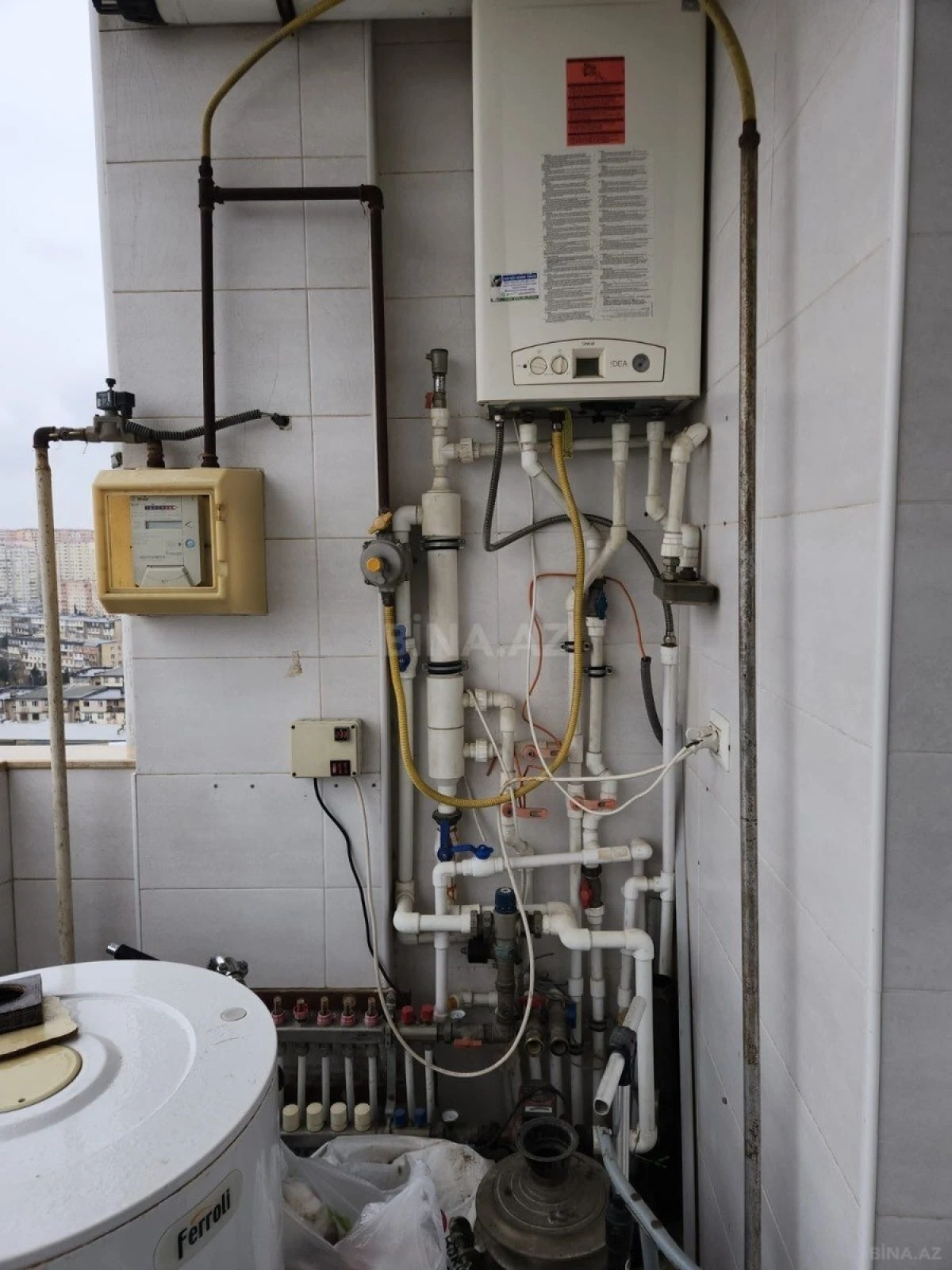 Satılır 3 otaqlı mənzil 125 m²