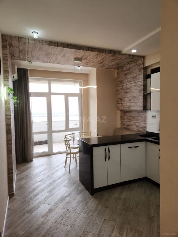 Satılır 3 otaqlı mənzil 125 m²