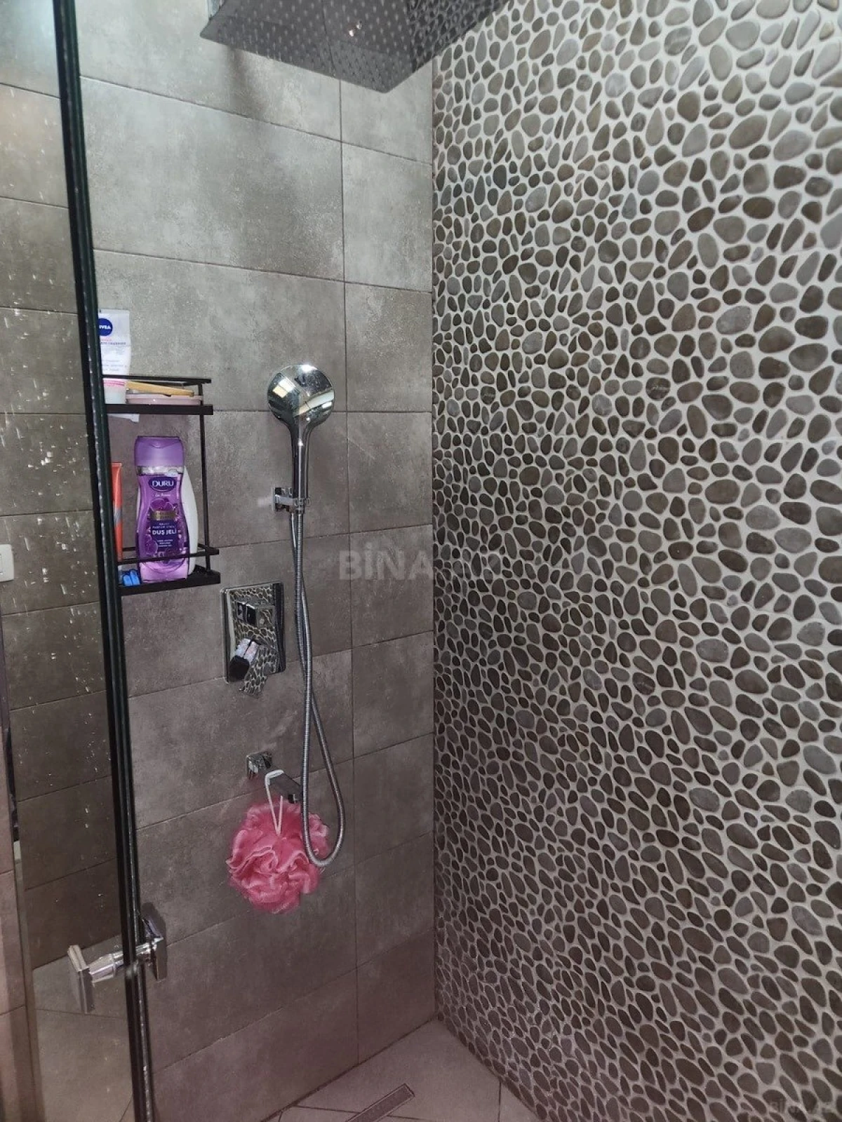 Satılır 3 otaqlı mənzil 125 m²