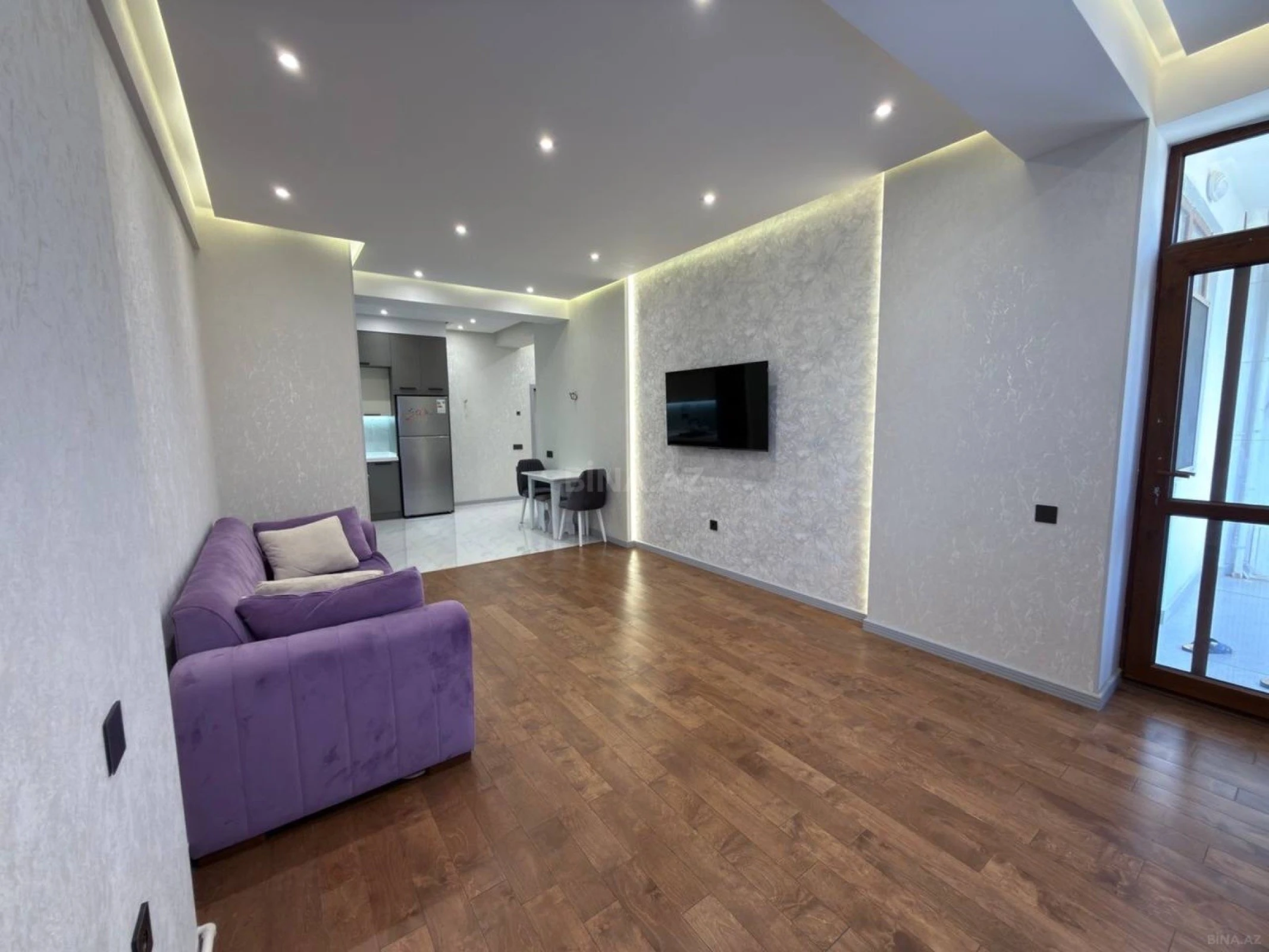 Satılır 3 otaqlı mənzil 105 m²