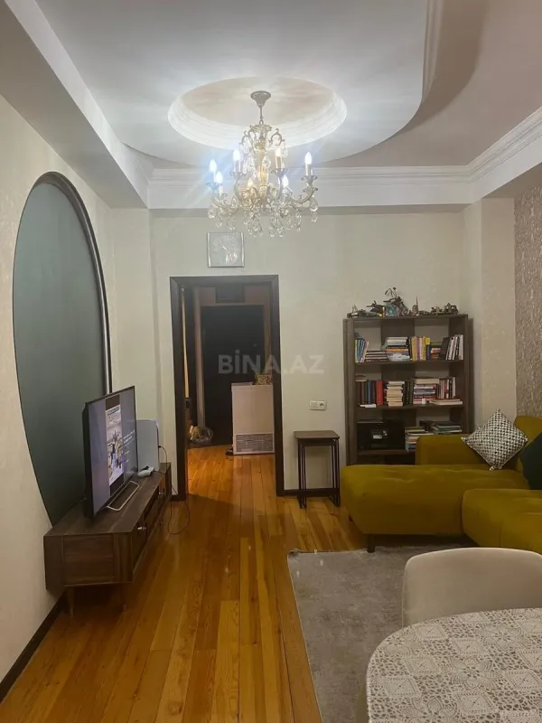 Satılır 3 otaqlı mənzil 90 m²