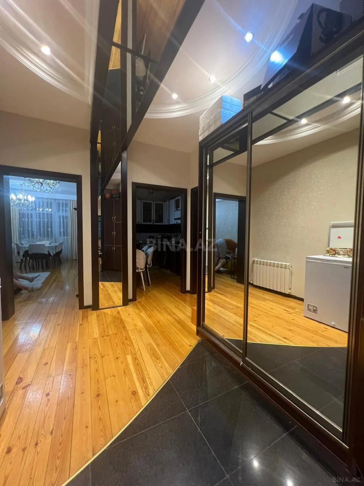 Satılır 3 otaqlı mənzil 90 m²