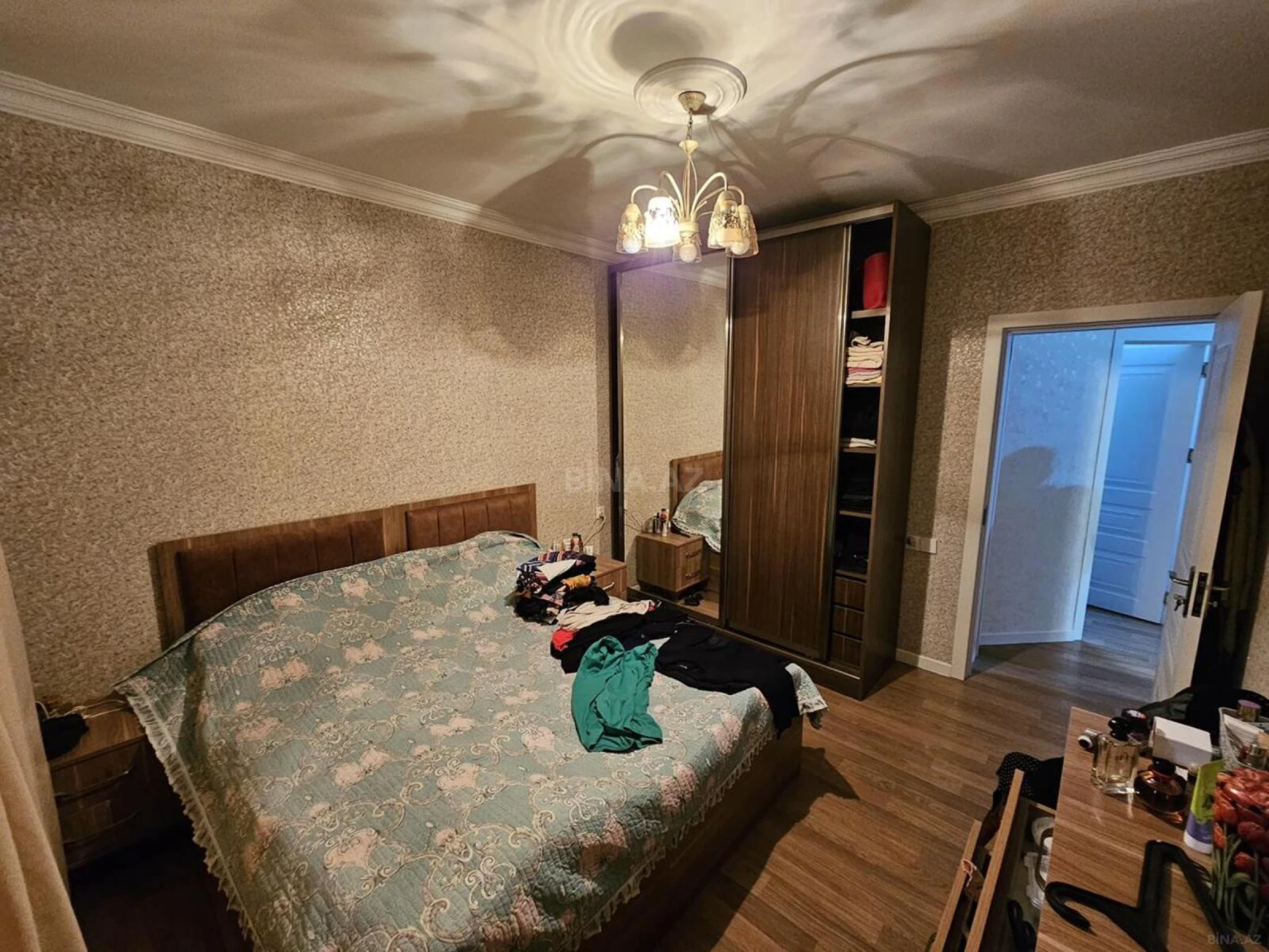 Satılır 5 otaqlı həyət evi 135 m²