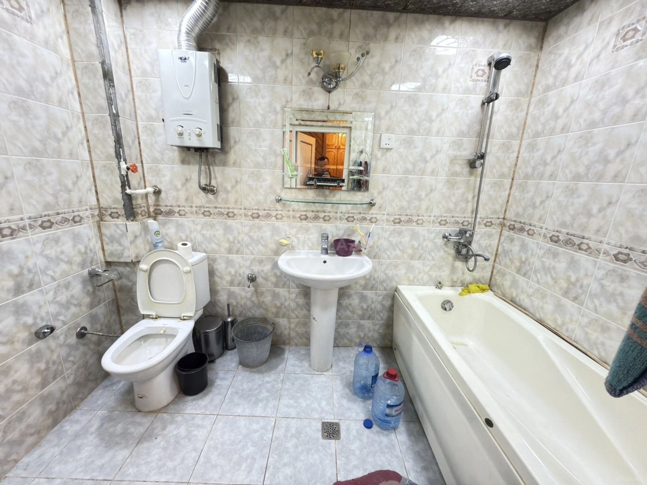 Satılır 2 otaqlı mənzil 60 m²