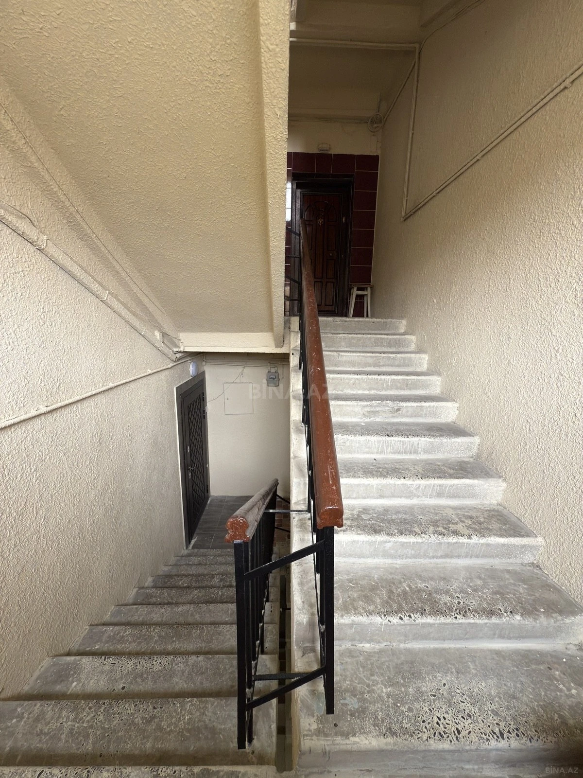 Satılır 2 otaqlı mənzil 60 m²