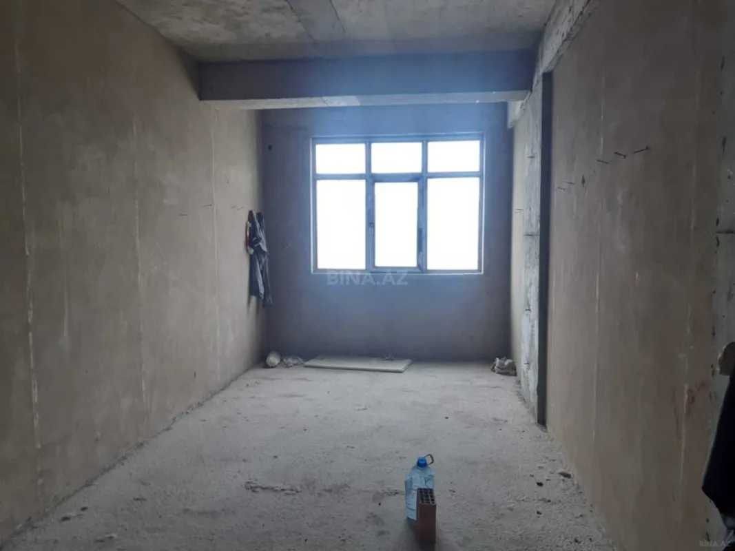 Satılır 3 otaqlı mənzil 145 m²