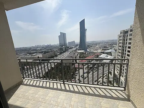 Kirayə verilir 3 otaqlı mənzil 172 m²