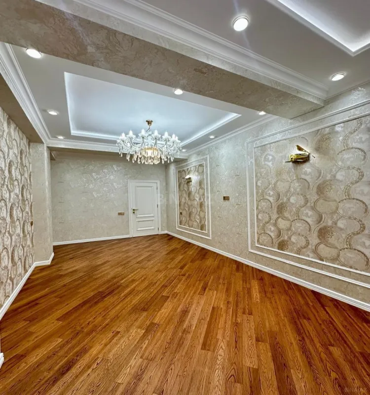 Satılır 3 otaqlı mənzil 115 m²