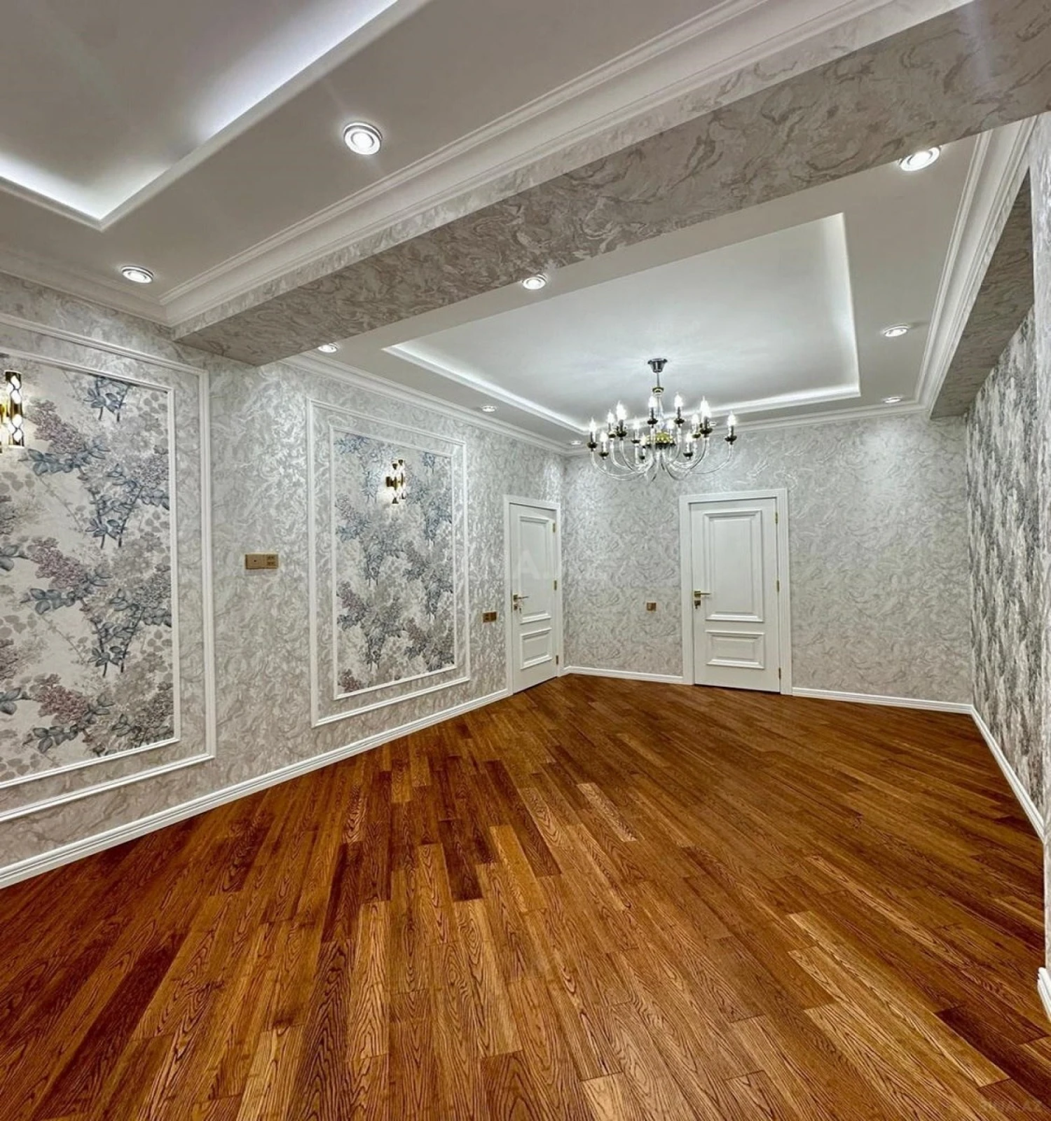 Satılır 3 otaqlı mənzil 115 m²