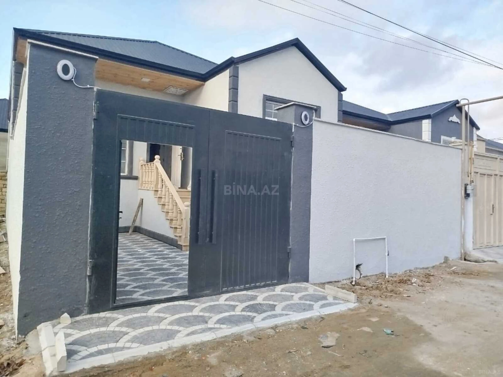 Satılır 4 otaqlı həyət evi 110 m²