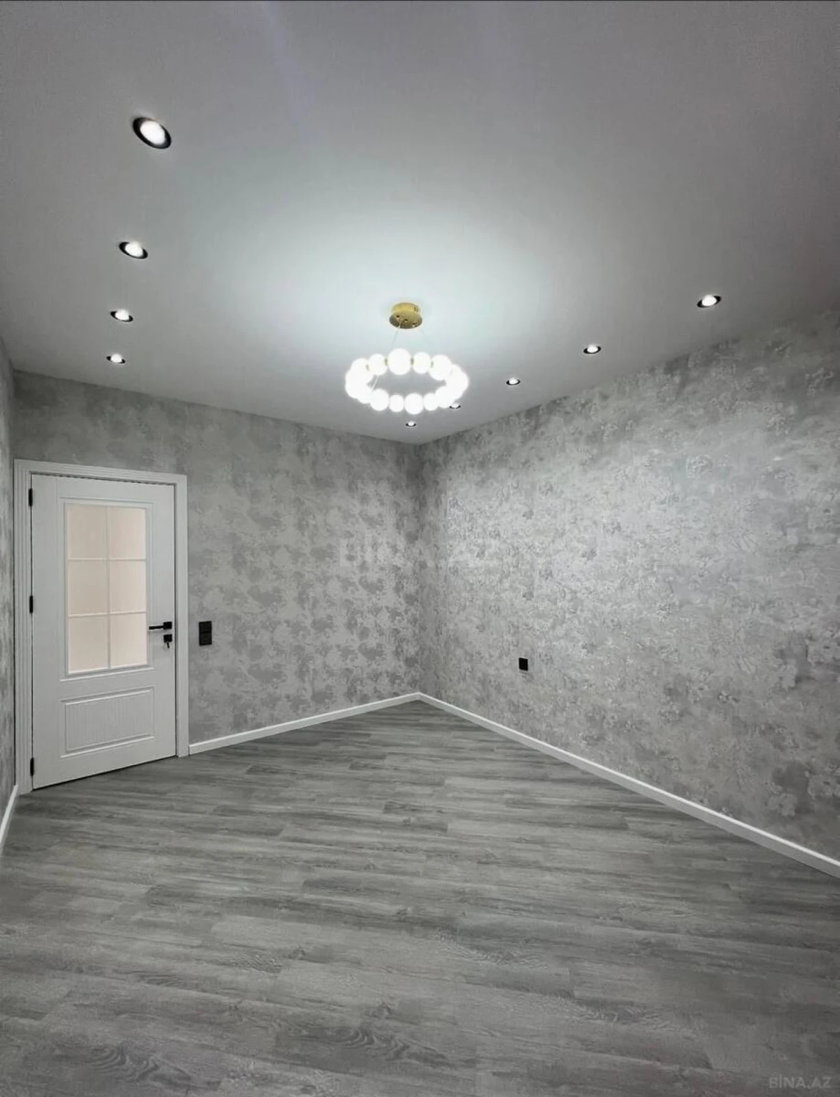 Satılır 3 otaqlı mənzil 90 m²