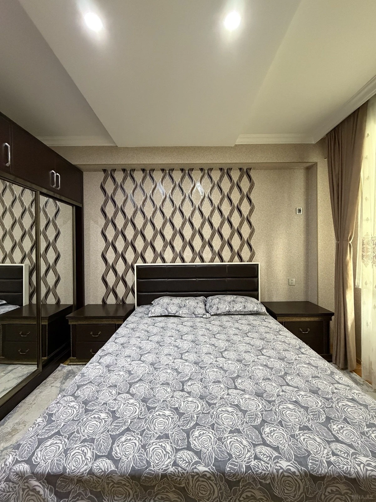 Satılır 3 otaqlı mənzil 73 m²