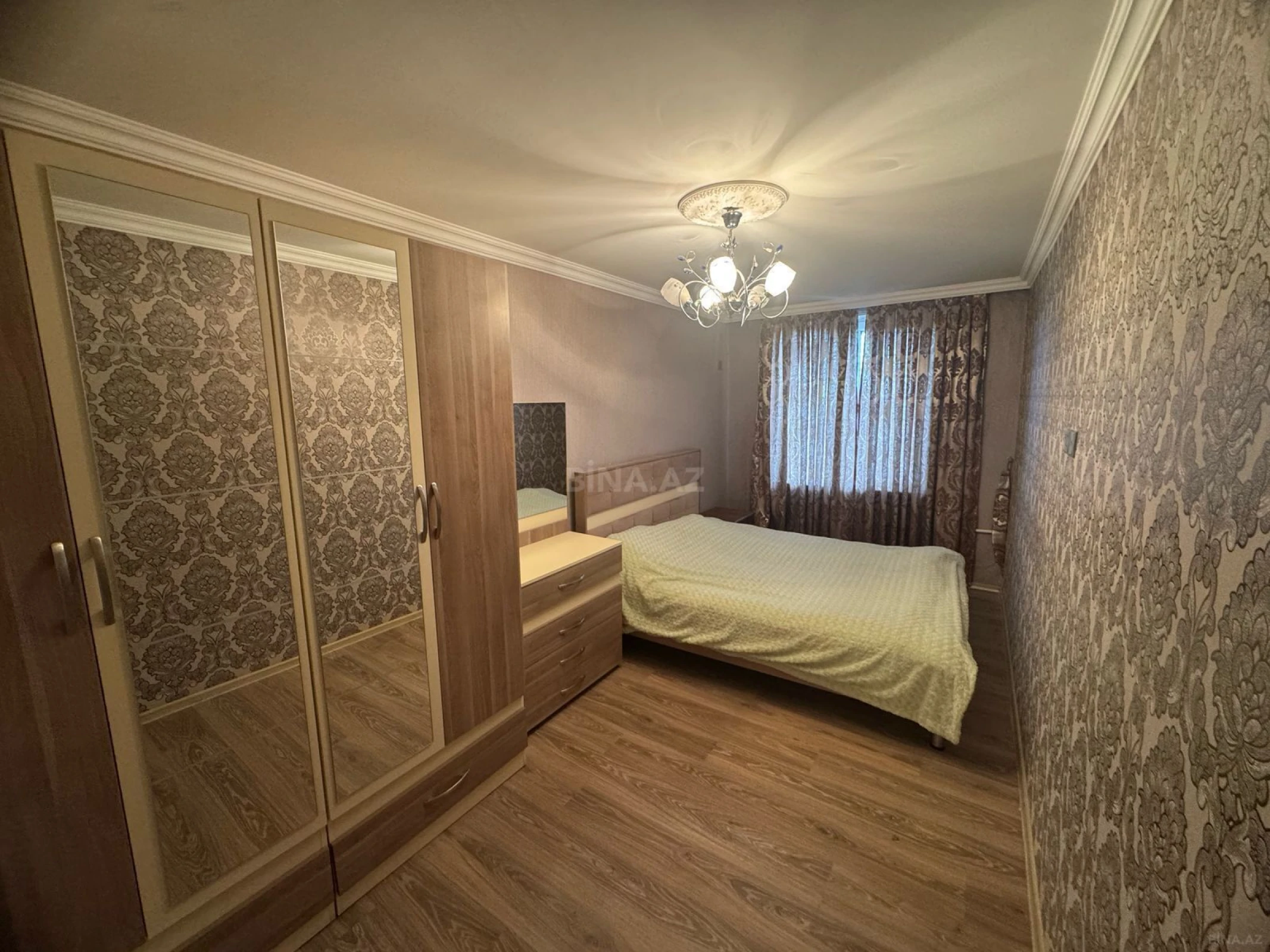Satılır 2 otaqlı mənzil 55 m²