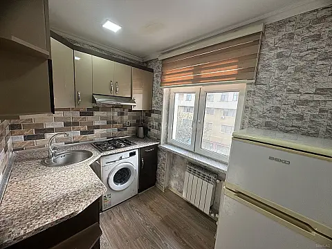 Satılır 2 otaqlı mənzil 55 m²