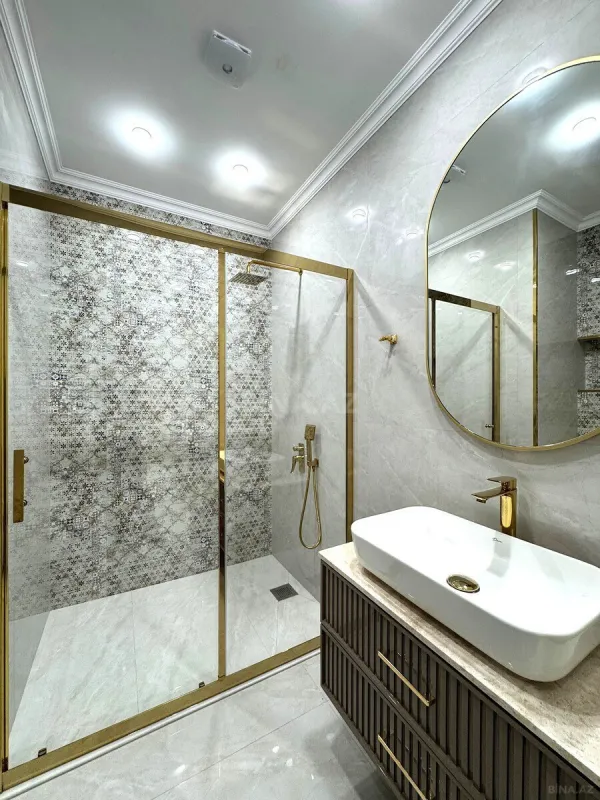 Satılır 4 otaqlı mənzil 160 m²