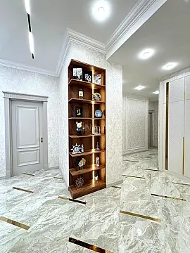 Satılır 4 otaqlı mənzil 160 m²
