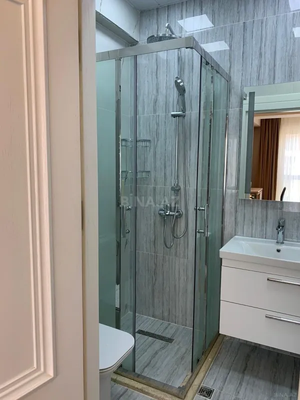 Satılır 3 otaqlı mənzil 120 m²