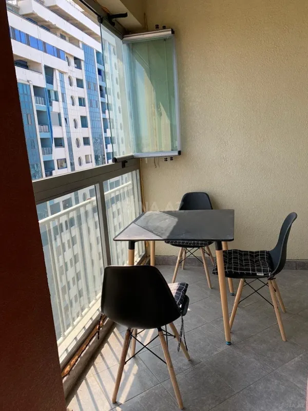 Satılır 3 otaqlı mənzil 120 m²