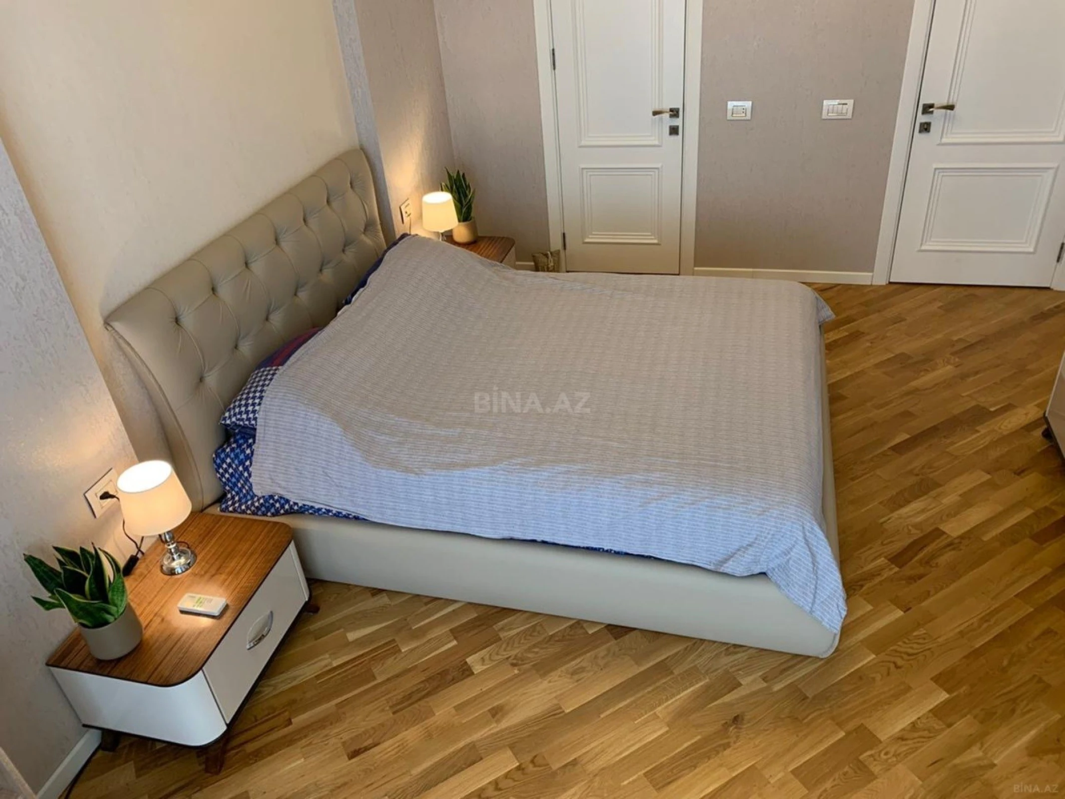 Satılır 3 otaqlı mənzil 120 m²