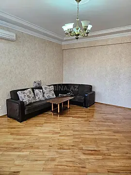 Satılır 3 otaqlı mənzil 138 m²