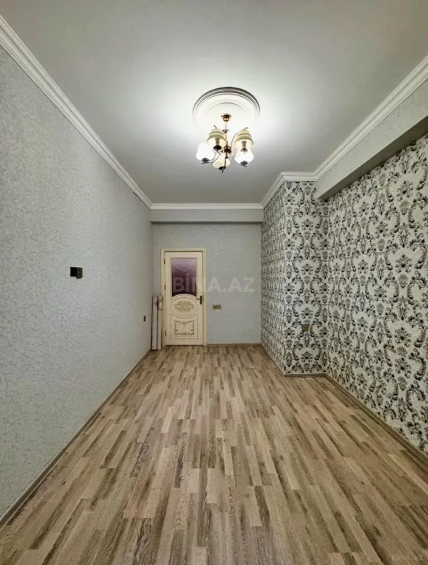 Satılır 2 otaqlı mənzil 58 m²