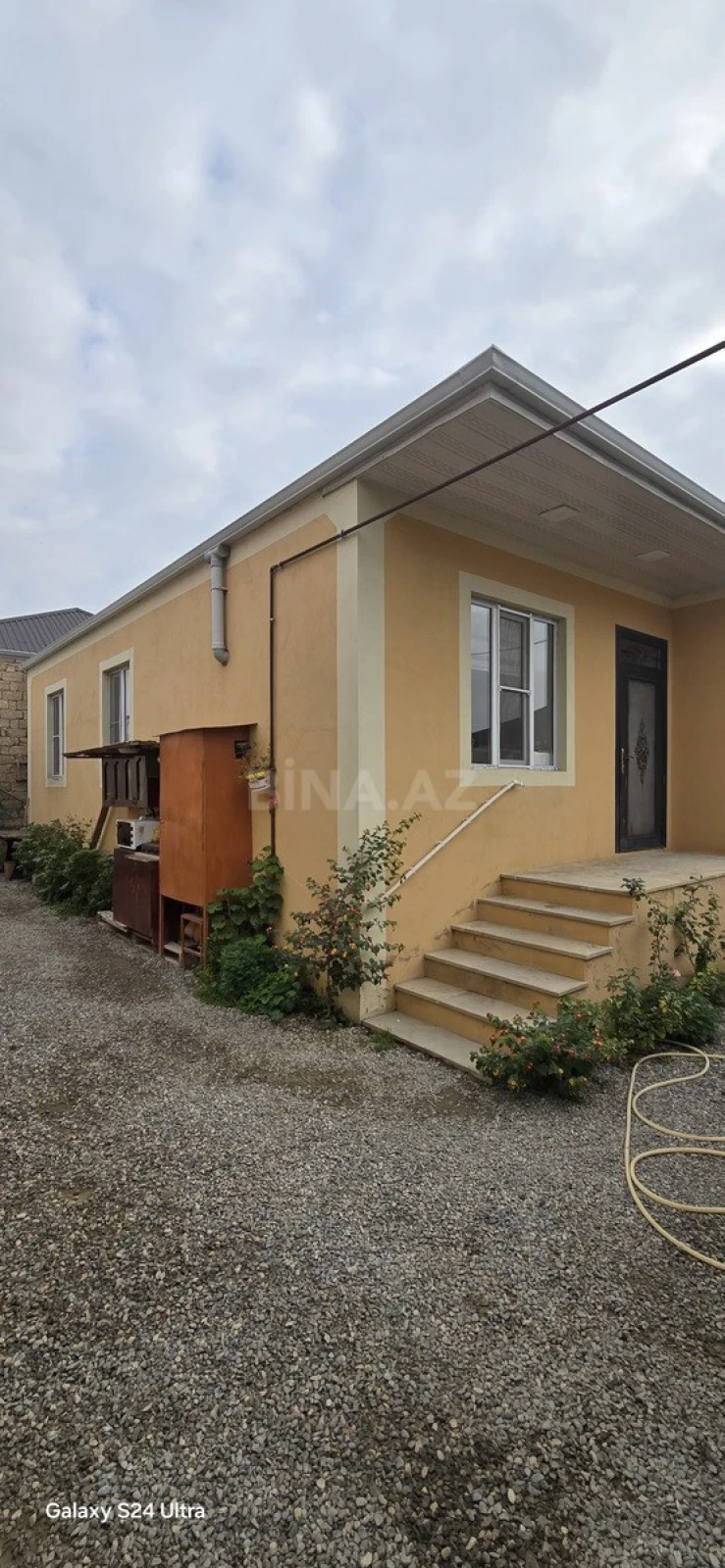 Satılır 4 otaqlı həyət evi 100 m²