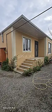 Satılır 4 otaqlı həyət evi 100 m²