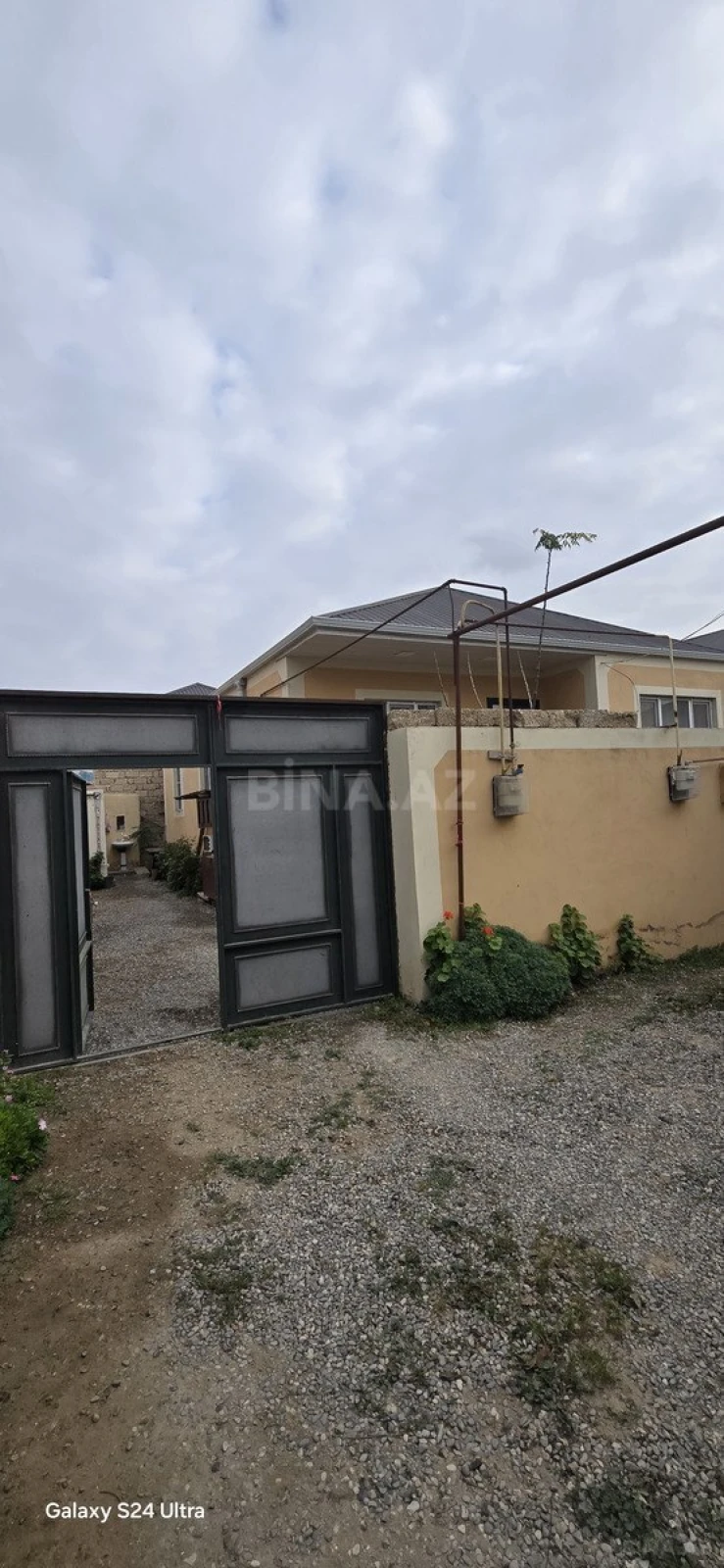 Satılır 4 otaqlı həyət evi 100 m²
