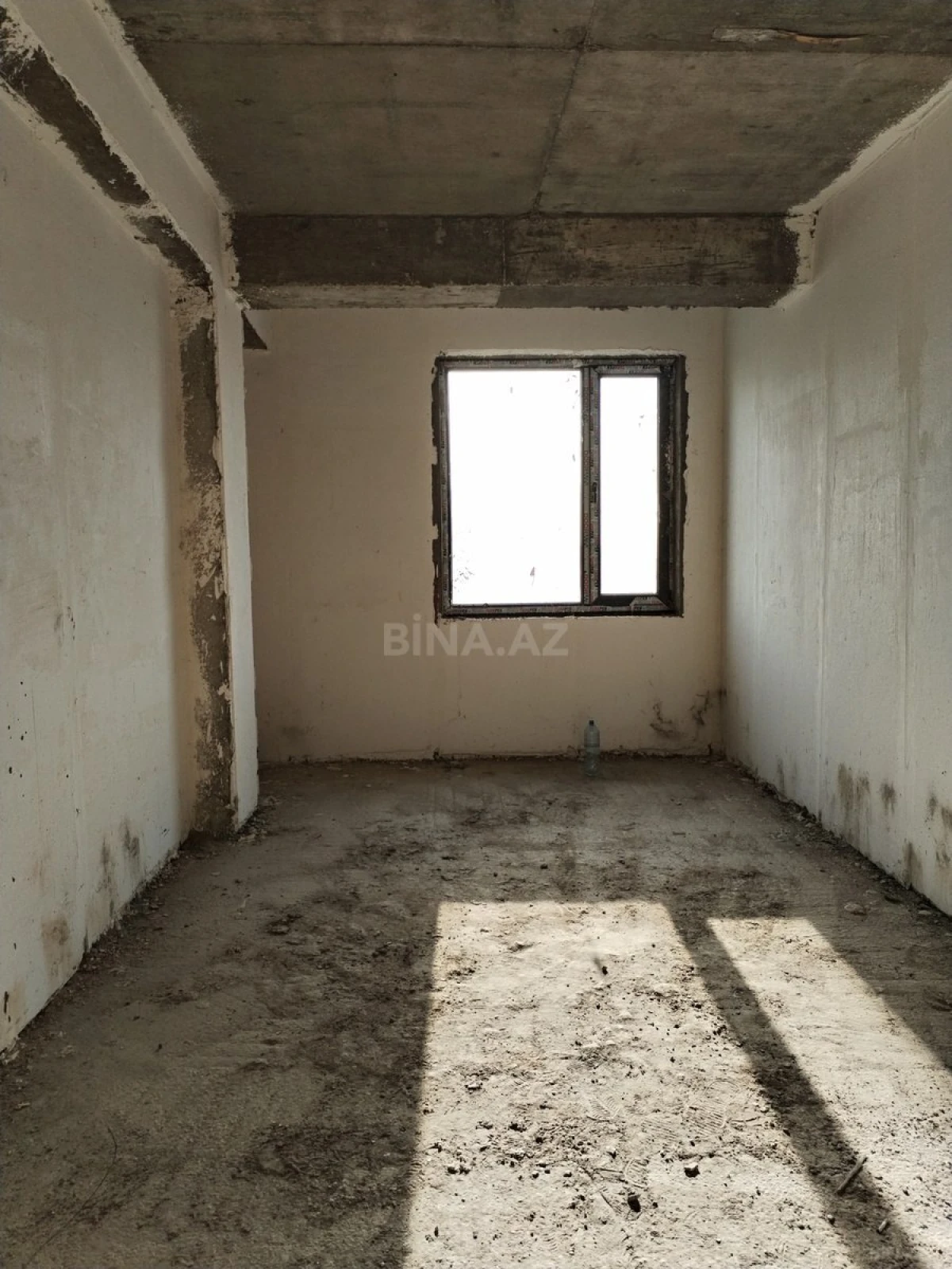 Satılır 4 otaqlı mənzil 149 m²